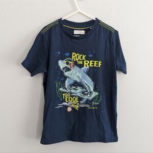 NEW Fatface Boys 5-6 Shark T-shirt Rock the Reef Short Sleeve Beach Nautical